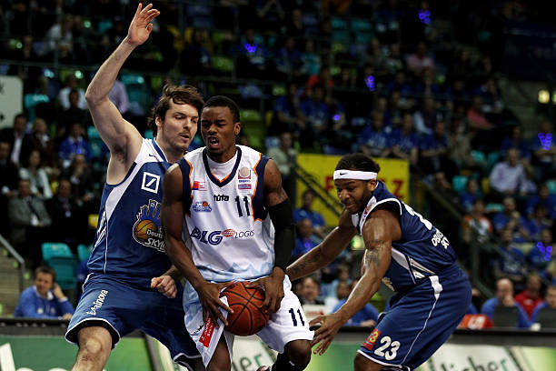 作为世界足 作为世界足