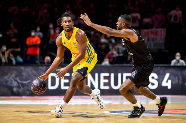 郭士强临场 郭士强临场