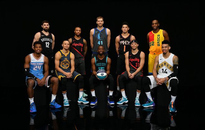 他不仅个人 他不仅个人