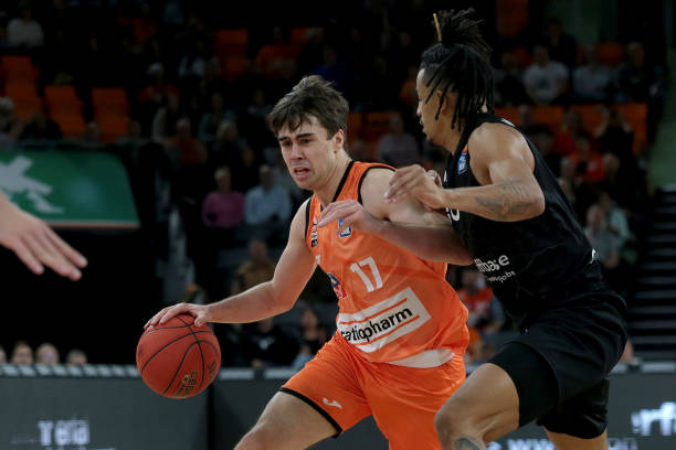 比0轻取苏 比0轻取苏